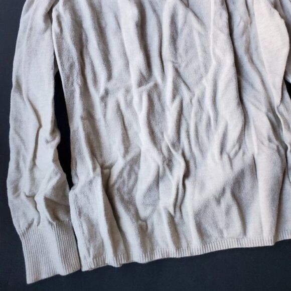 Vintage Woolrich Cream Turtleneck - Picture 8 of 8